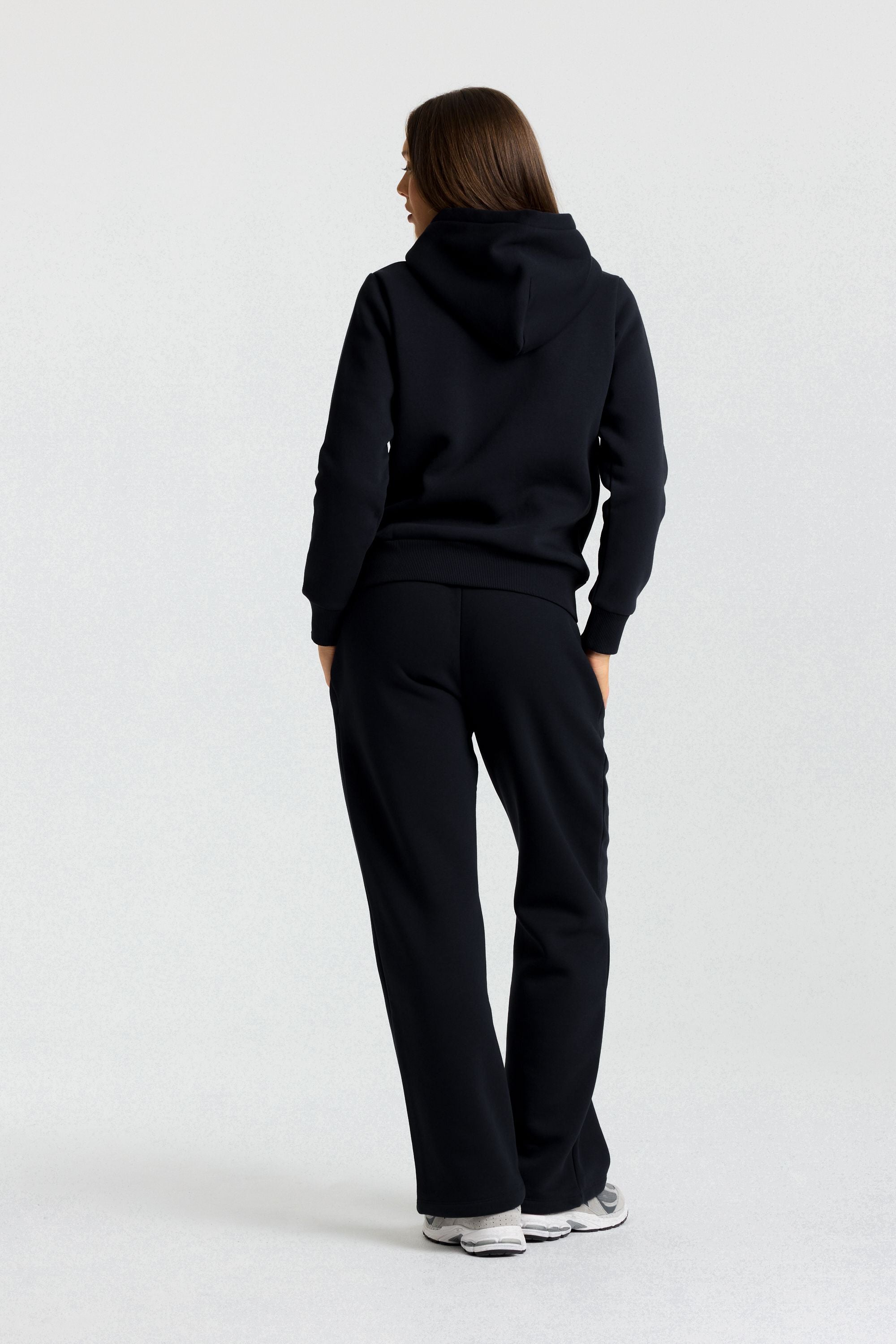 W. Cosmo SL Sweatpants - Black